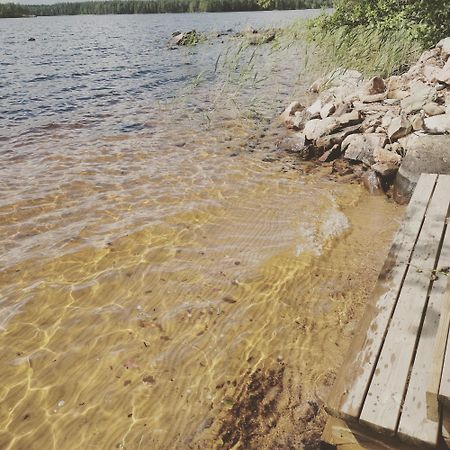 Patalaiska Cottage With Private Beach Ruokolahti Eksteriør billede
